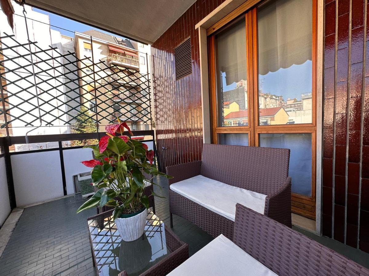 Emeraldway - Bellissimo Appartamento In Zona Sempione-Tre Torri Milano Ngoại thất bức ảnh